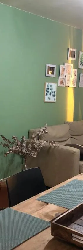 Duplex 4 couchages chaleureux gare sur place，位于Nogent-lʼArtaud的酒店