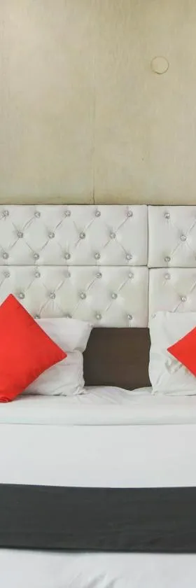 Hotel O Parktel，位于Indirapuram的酒店
