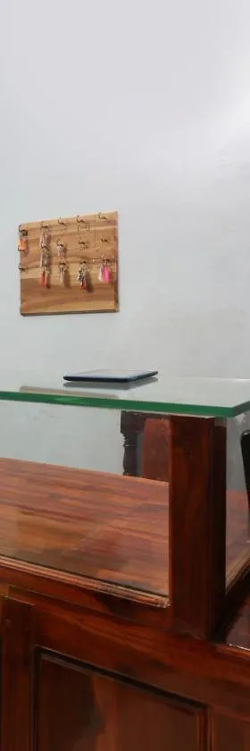 Hotel O Sandhra Apartments，位于Pūvār的酒店