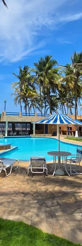 Tucacas, Frente al Mar, Piscina y Playa Privada，位于Tucacas的酒店