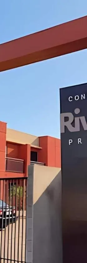Cond. Riviera Premium，位于Santa Clara dʼOeste的酒店