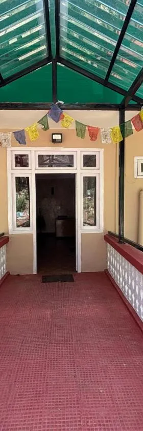 Royal Resort Kalpa，位于卡尔帕的酒店