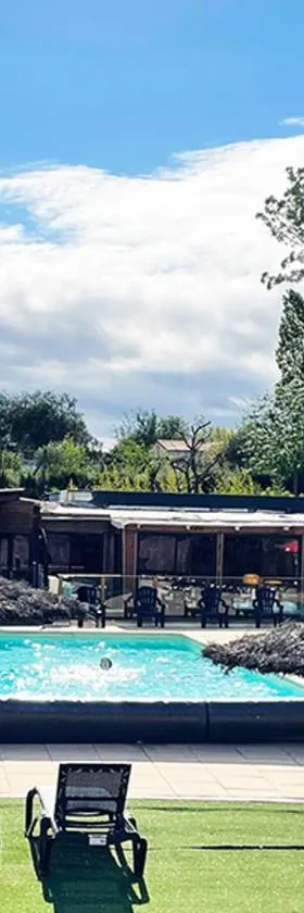 Camping Le Val de Cesse，位于Mirepeisset的酒店