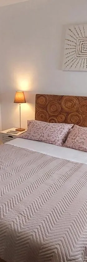 Amplio apartamento con terraza con vistas "Victoria Stay"，位于阿尔卡拉拉雷亚尔的酒店