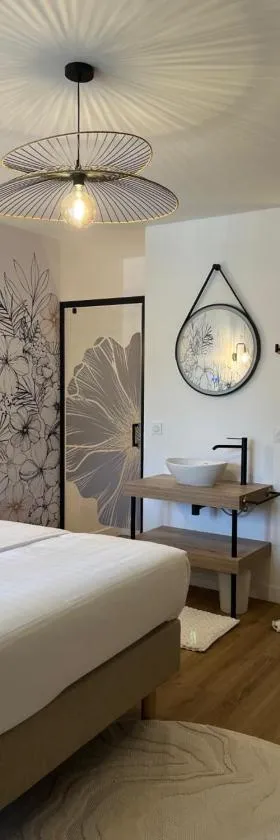 Villa Simone，位于Arthémonay的酒店