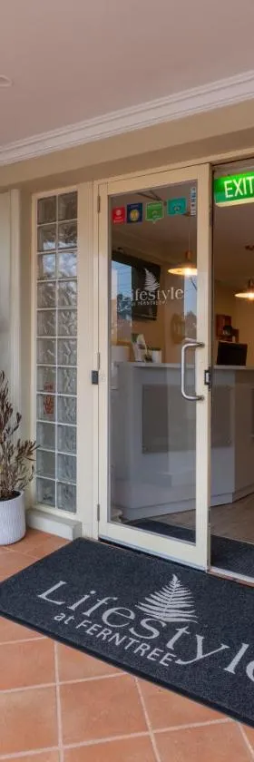 芬特里生活公寓酒店，位于Fern Tree Gully的酒店