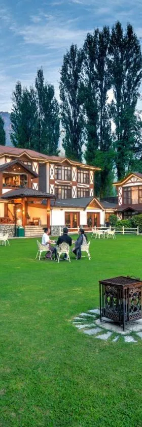 Fortune Resort Heevan, Srinagar - Member ITC Hotels' Group，位于斯利那加的酒店