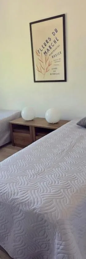 Villa Ruths Stay Vegas，位于科沃拉的酒店