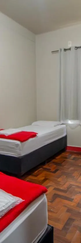 Hotel Pousada Zacarias，位于阿纳波利斯的酒店