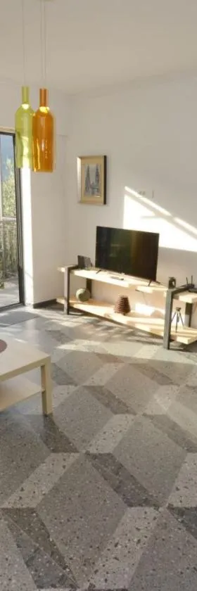Apartments Spasoje 1，位于多布罗塔的酒店