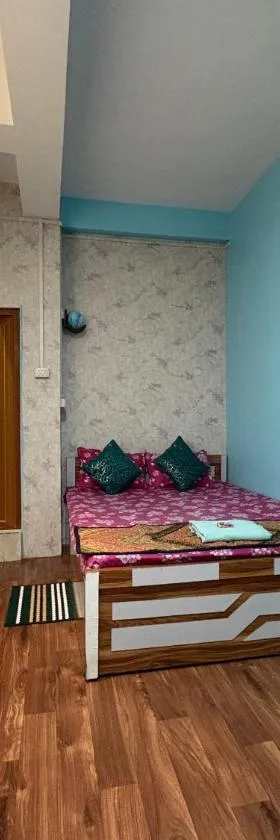 Sangita Homestay，位于Bagdogra Airport的酒店