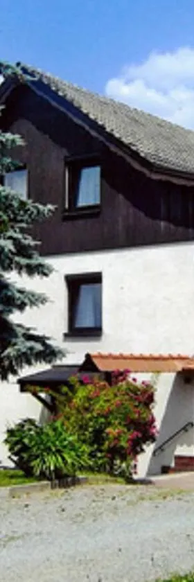 Gästehaus Goy in Schirgiswalde，位于施吉斯瓦德的酒店