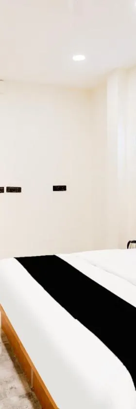 Super Hotel O Indriya，位于诺伊达的酒店