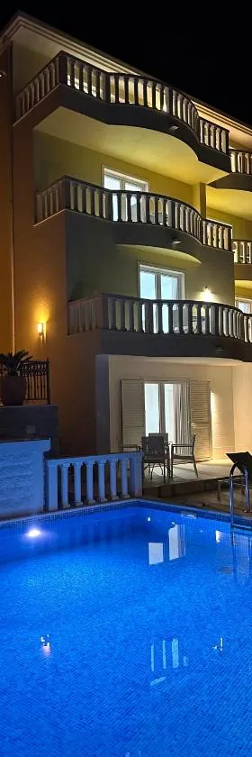 Apartments - Villa Sabrina，位于布雷拉的酒店