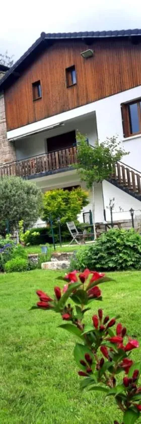 Le Jardin de Moulis, Saint Girons, Ariège, Pyrénées,，位于Moulis的酒店