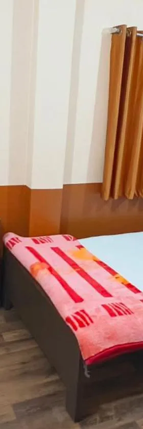 Swastik Guest House，位于穆扎夫法尔普尔的酒店
