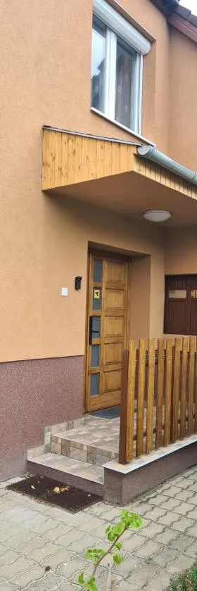 Juhar Kiskunhalas，位于基什孔豪洛什的酒店