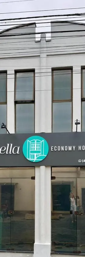 Della Economy Hotel，位于巴拉那瓜的酒店