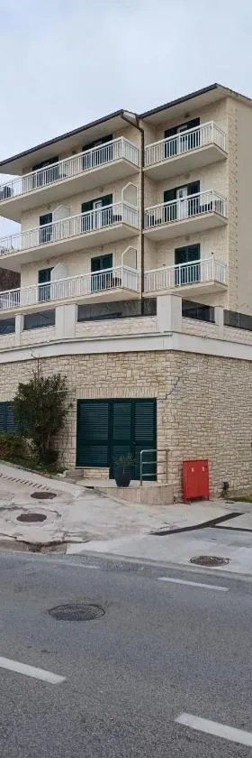 Apartmani Ćosić，位于杜埃的酒店