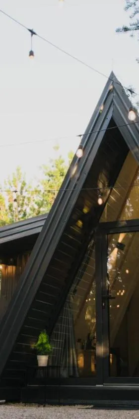 Pinelle Blidinje A-Frame House，位于Risovac的酒店
