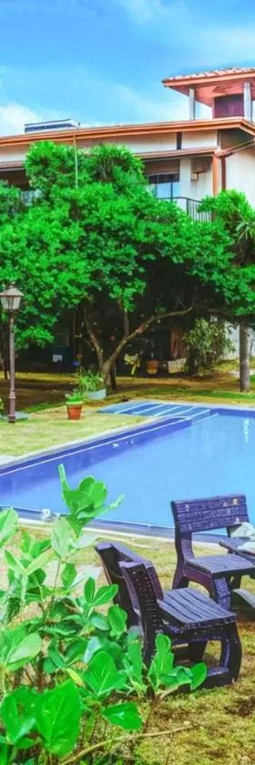 Aqua Hotel & Sea Food Restaurant Yala，位于雅拉的酒店