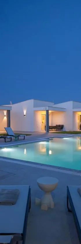 Venti apartments with swimming pool and private parking，位于科济诺的酒店