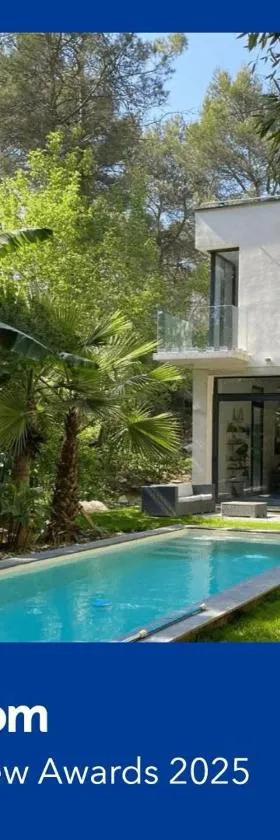La Maison de Joy dans le Parc des Elfes，位于蒙费列叙尔莱的酒店