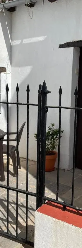 Casas Rurales Tugasa Castillo de Castellar，位于弗龙特拉堡的酒店