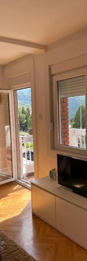 Apartment BAMBA，位于普卢日内的酒店