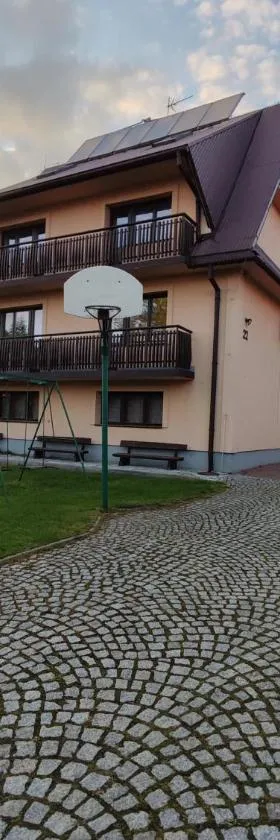 Ceprówka Czorsztyn - ośrodek wypoczynkowy - wycieczki zorganizowane，位于乔尔什滕的酒店