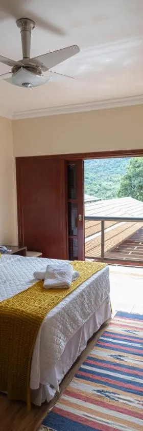 Pousada Costa Rielli，位于阿瓜斯迪林多亚的酒店