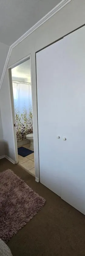 Machali Hermosa habitación Matrimonial Calefaccionada con estacionamiento privado，位于兰卡瓜的酒店