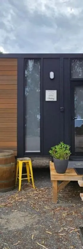 Alma Tiny House by Tiny Away，位于Willunga的酒店