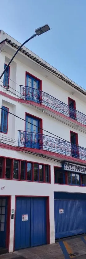 HOTEL POUSADA DAS GERAIS Ltda，位于马里亚纳的酒店