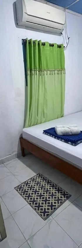Ipoeng Rest Bed & Breakfast，位于哥伦打洛省的酒店