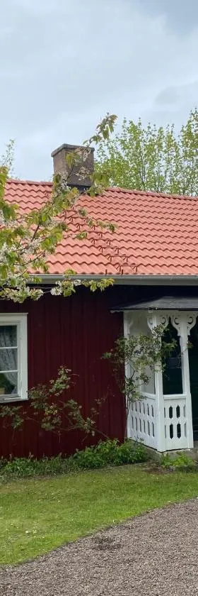 Stenbrottets lillstuga，位于法尔雪平的酒店