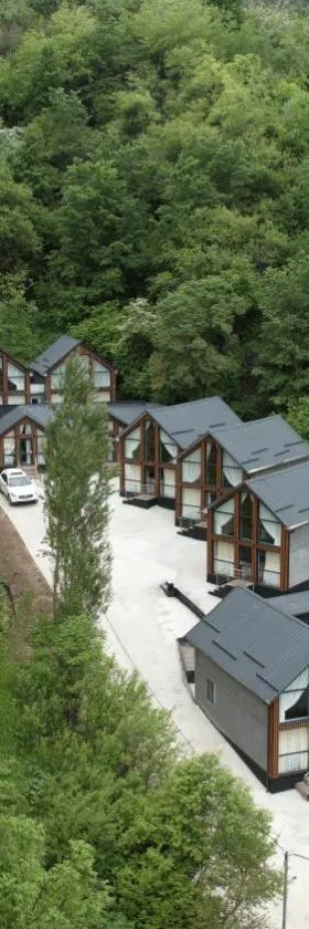Tau Dream Hotel，位于阿拉木图的酒店