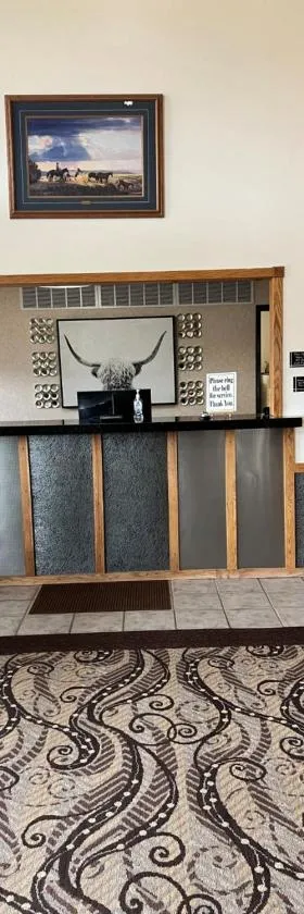 Serena Inn & Suites，位于圣丹斯的酒店