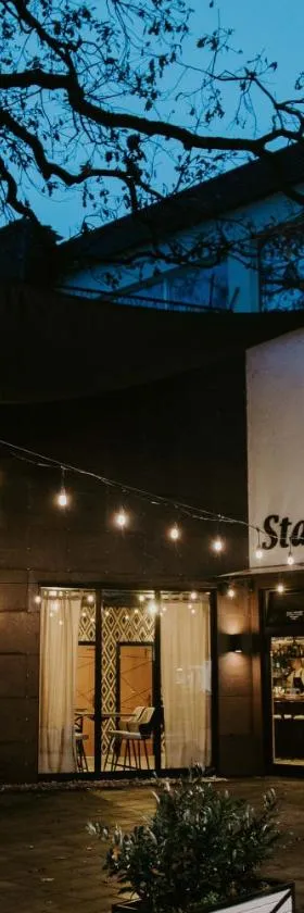Stari Hrast Apartmani，位于格拉迪什卡的酒店