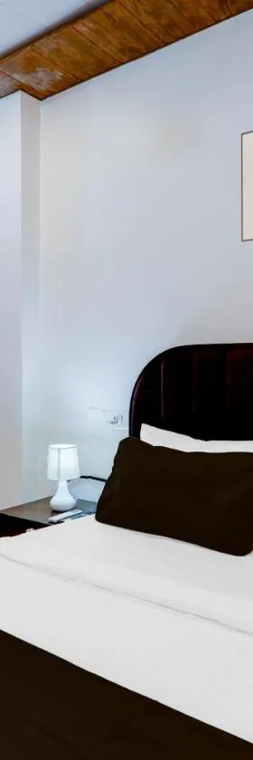 Super Hotel O Aastha Inn，位于Transport Nagar的酒店
