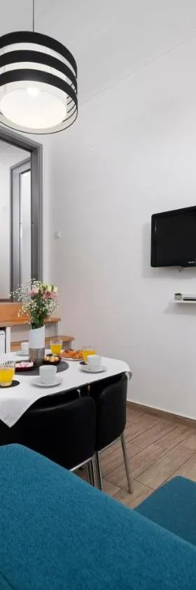 Apartment Martin-nearby Krka National park，位于Kaočine的酒店