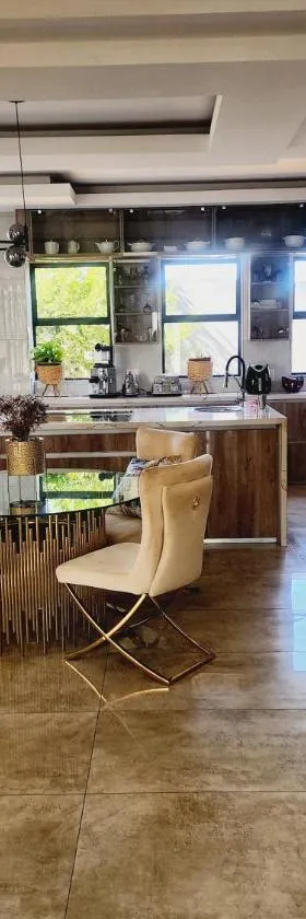 Eastern Road Executive Suites，位于哈拉雷的酒店