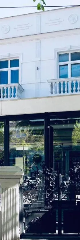 贝拉库卡酒店，位于比托拉的酒店