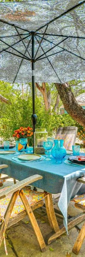 Casa Paloma Studio Artsy and Airy with Hot Tub Access，位于Patagonia的酒店