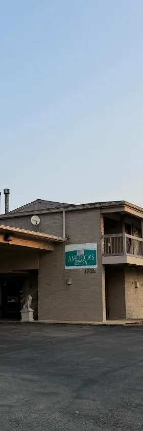 尤里卡美国最佳价值套房酒店，位于尤里卡的酒店