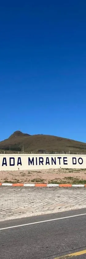 Pousada Mirante do Cristo Bom Jardim de Minas，位于Bom Jardim de Minas的酒店