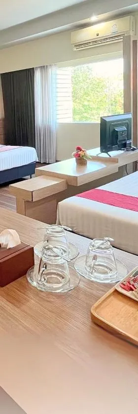 阿克拉达酒店 ，位于Nang Rong的酒店