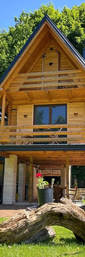 Riverside Cabin Pisak，位于库伦瓦库夫的酒店