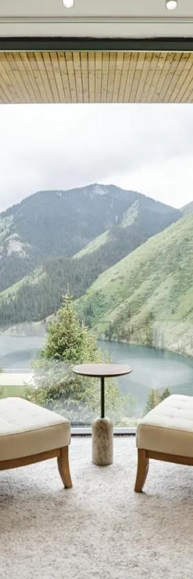 Pana Unique Kolsay，位于Kurmenty的酒店
