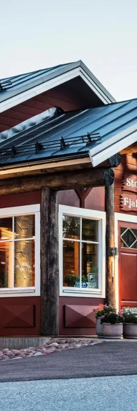 斯托撒特拉山区酒店，位于格勒韦尔申的酒店